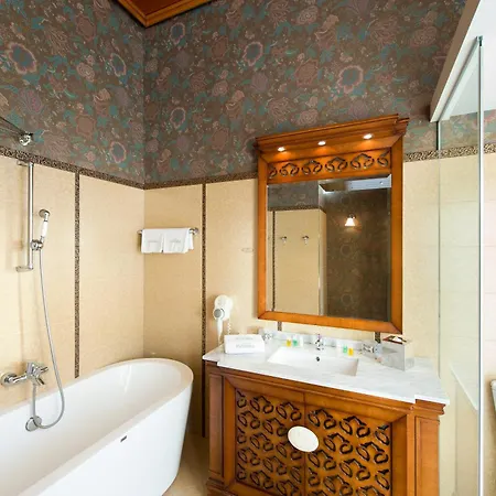 Hotell Palmenwald Schwarzwaldhof, Bw Signature Collection 4*