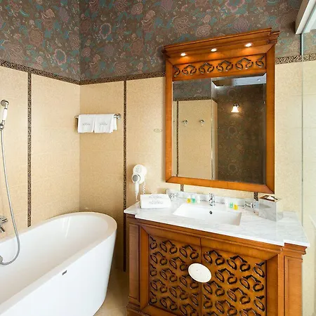Palmenwald Schwarzwaldhof, Bw Signature Collection Otel